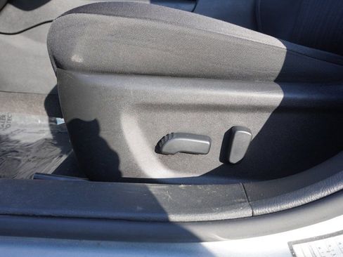 Used 2024 Nissan Altima 2.5 SV image 29