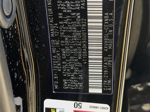 Used 2025 Toyota Camry LE image 34