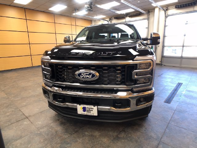 New 2027 Ford F350 Lariat w/ Lariat Ultimate Package AWD/4WD image 2