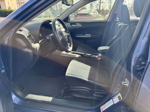 Used 2011 Subaru Impreza 2.5i Premium w/ PWR Moonroof Value Pkg image 10