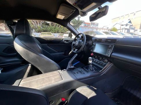 Certified 2025 Subaru BRZ tS RWD image 16