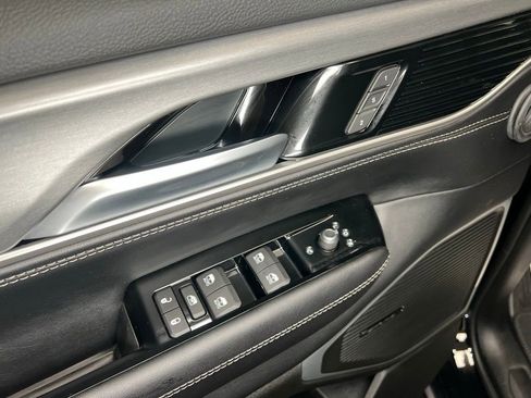 New 2026 Jeep Grand Wagoneer Limited image 17