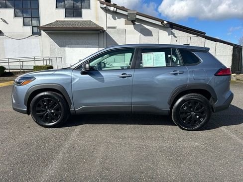 Certified 2025 Toyota Corolla Cross L image 8