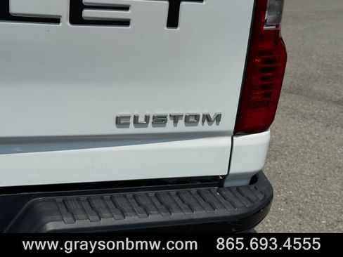 Used 2023 Chevrolet Silverado 2500 Custom w/ Custom Convenience Package AWD/4WD image 13