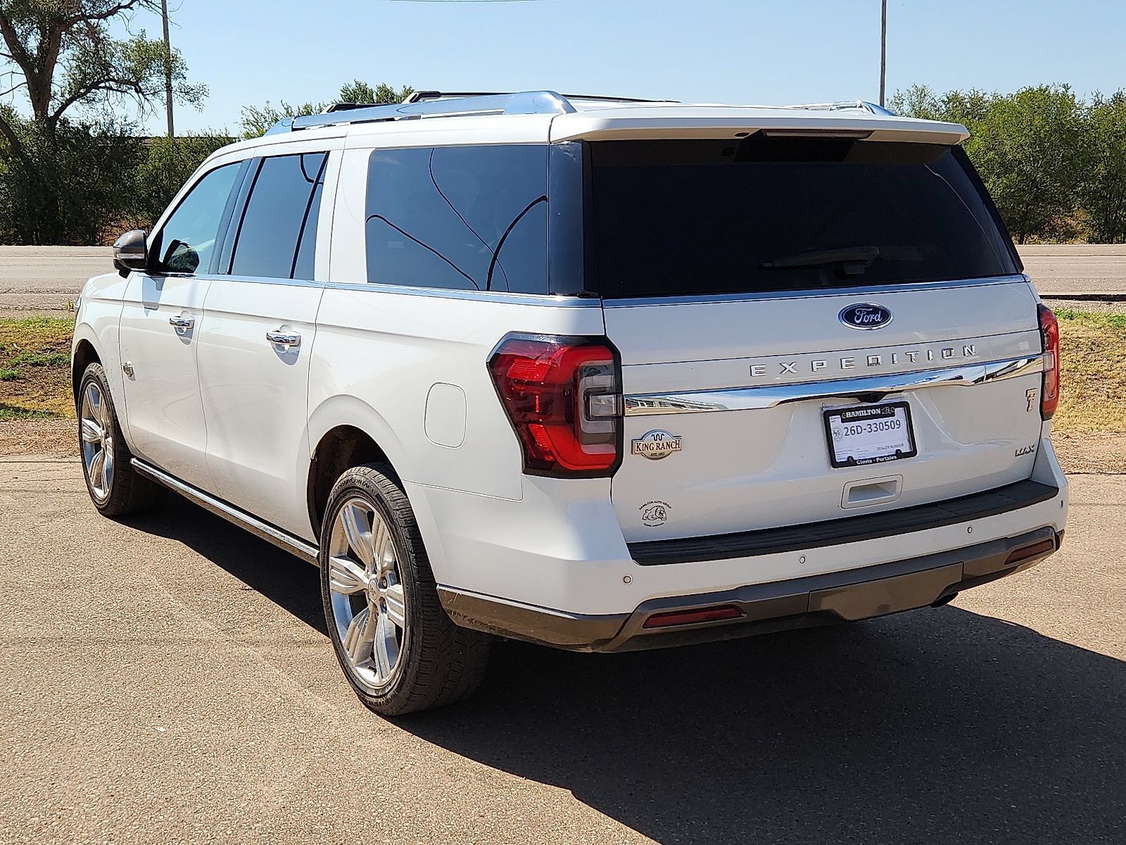 Used 2023 Ford Expedition Max King Ranch AWD/4WD image 2