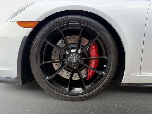 Used 2018 Porsche 911 GT3 RWD image 12