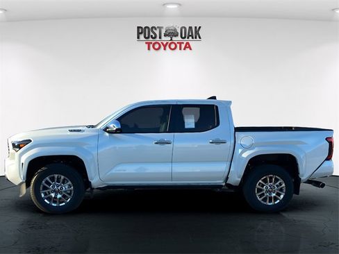 New 2026 Toyota Tacoma Limited image 4
