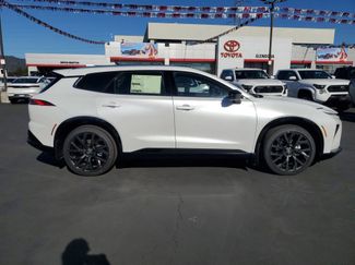 New 2025 Toyota Crown Signia video 2