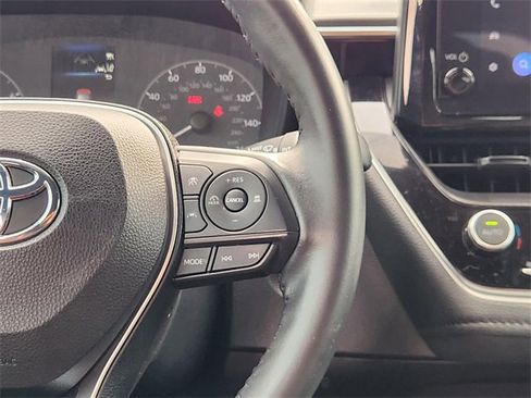 Used 2024 Toyota Corolla SE image 29