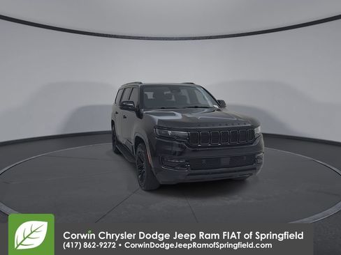 Used 2025 Jeep Wagoneer Series II w/ Premium Group I AWD/4WD image 4