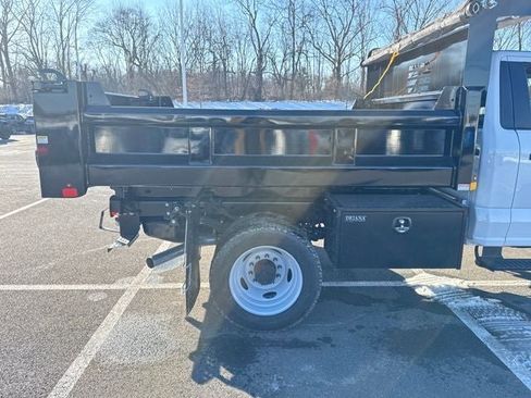 New 2026 Ford F550 4x4 Regular Cab Super Duty image 14