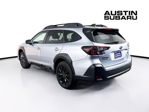 Used 2023 Subaru Outback Onyx Edition image 5