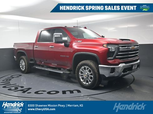 Used 2025 Chevrolet Silverado 2500 LTZ w/ LTZ Premium Package image 1