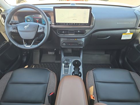 New 2025 Ford Bronco Sport Outer Banks image 8