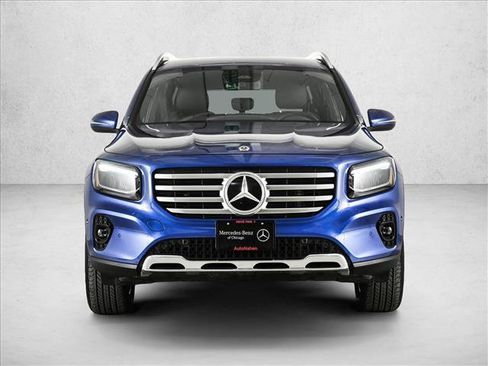 Certified 2025 Mercedes-Benz GLB 250 4MATIC image 2