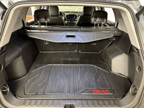 Used 2019 GMC Terrain SLT w/ Preferred Package image 33