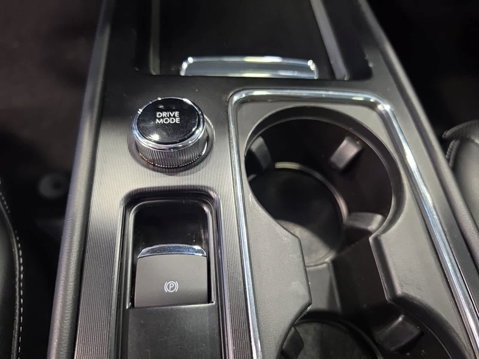 Used 2024 Lincoln Corsair AWD w/ Equipment Group 101A image 24