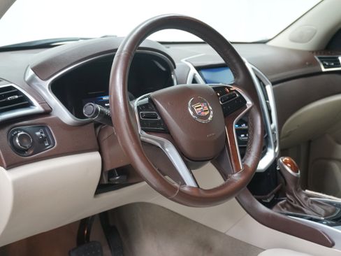 Used 2015 Cadillac SRX Luxury w/ Driver Awareness Package image 9