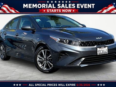 Used 2023 Kia Forte LXS FWD image 1