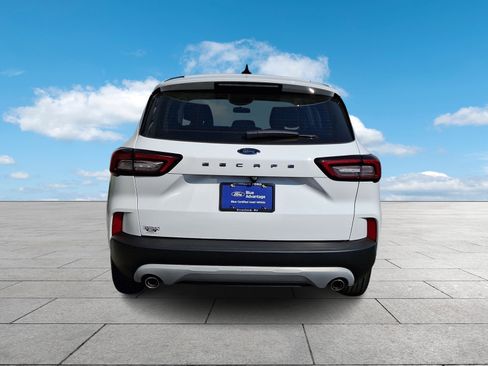 Certified 2023 Ford Escape FWD image 5