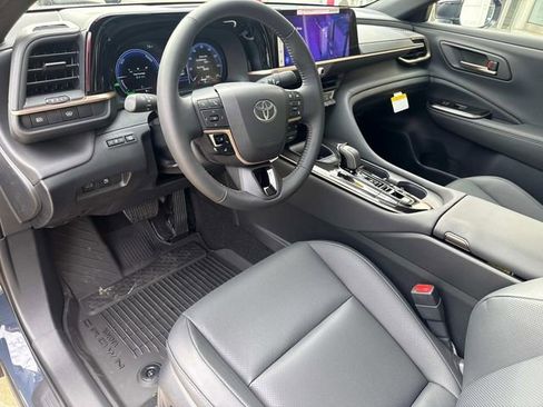 New 2026 Toyota Crown AWD/4WD image 18
