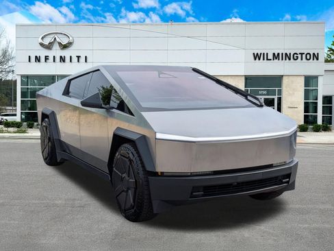 Used 2024 Tesla Cybertruck AWD Crew Cab image 1