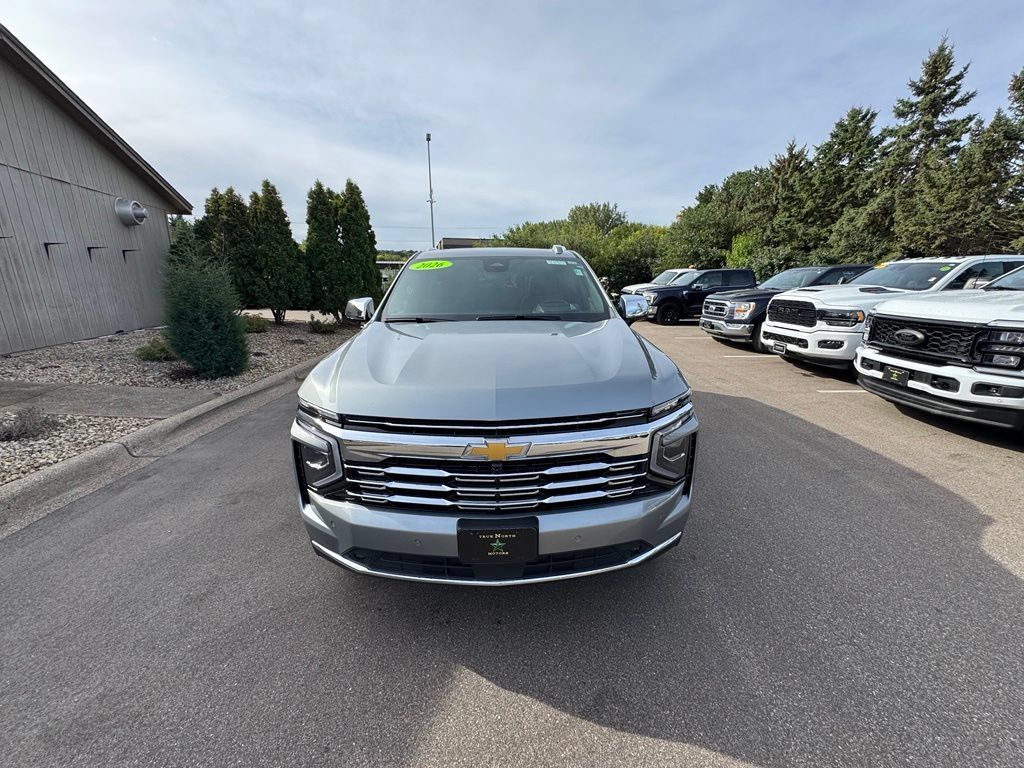 Used 2026 Chevrolet Tahoe Premier AWD/4WD image 4