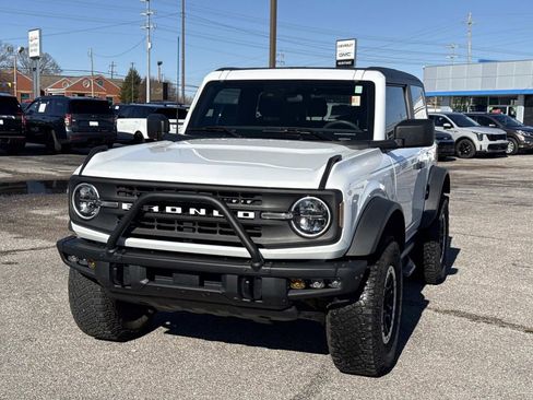 Used 2022 Ford Bronco 2-Door w/ Sasquatch Package image 3