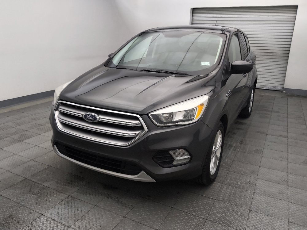 Used 2017 Ford Escape SE FWD image 15