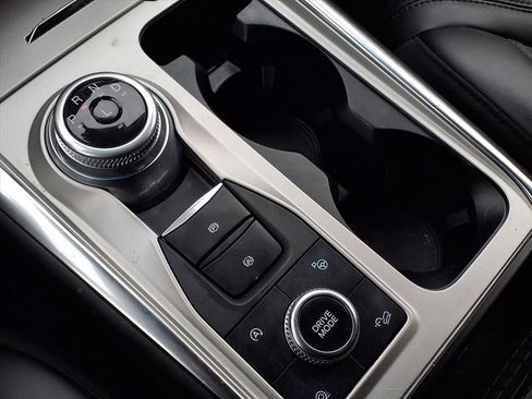 Used 2022 Ford Explorer Platinum w/ Equipment Group 601A image 24