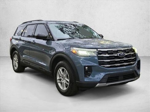 New 2026 Ford Explorer Active w/ Active Comfort Package image 7