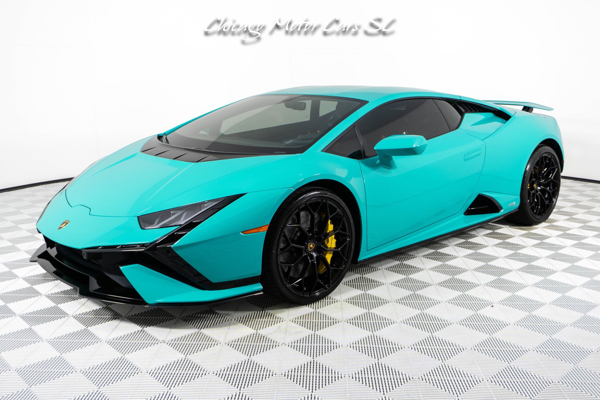 Used 2024 Lamborghini Huracan Tecnica RWD image 1
