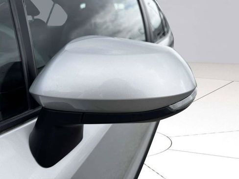Used 2024 Toyota Corolla SE FWD image 13