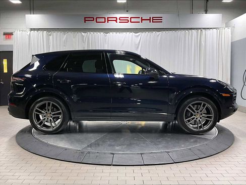 Used 2023 Porsche Cayenne image 11