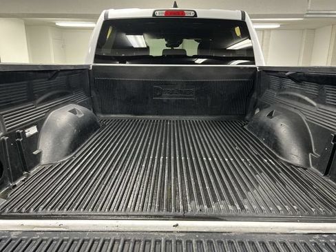 Used 2024 RAM 1500 Laramie AWD/4WD image 26