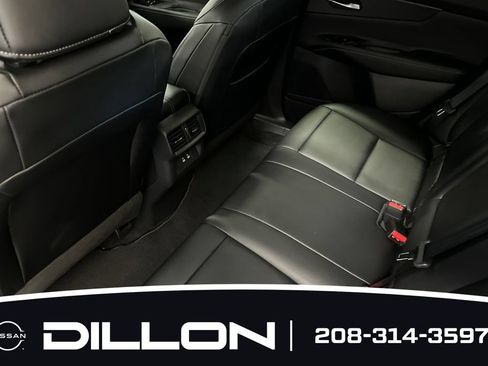 Certified 2025 Nissan Murano SV w/ Cargo Package AWD/4WD image 12