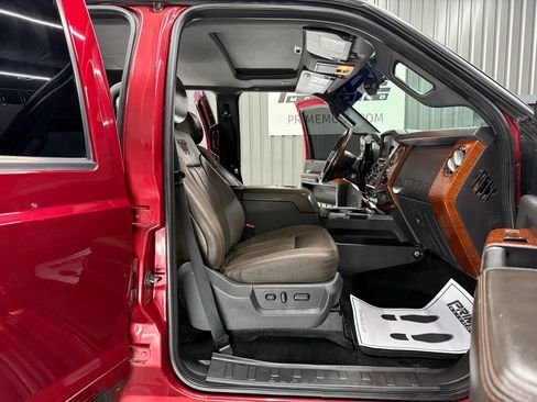Used 2016 Ford F350 King Ranch w/ FX4 Off-Road Package image 27