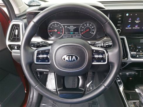 Certified 2021 Kia Sorento SX image 18