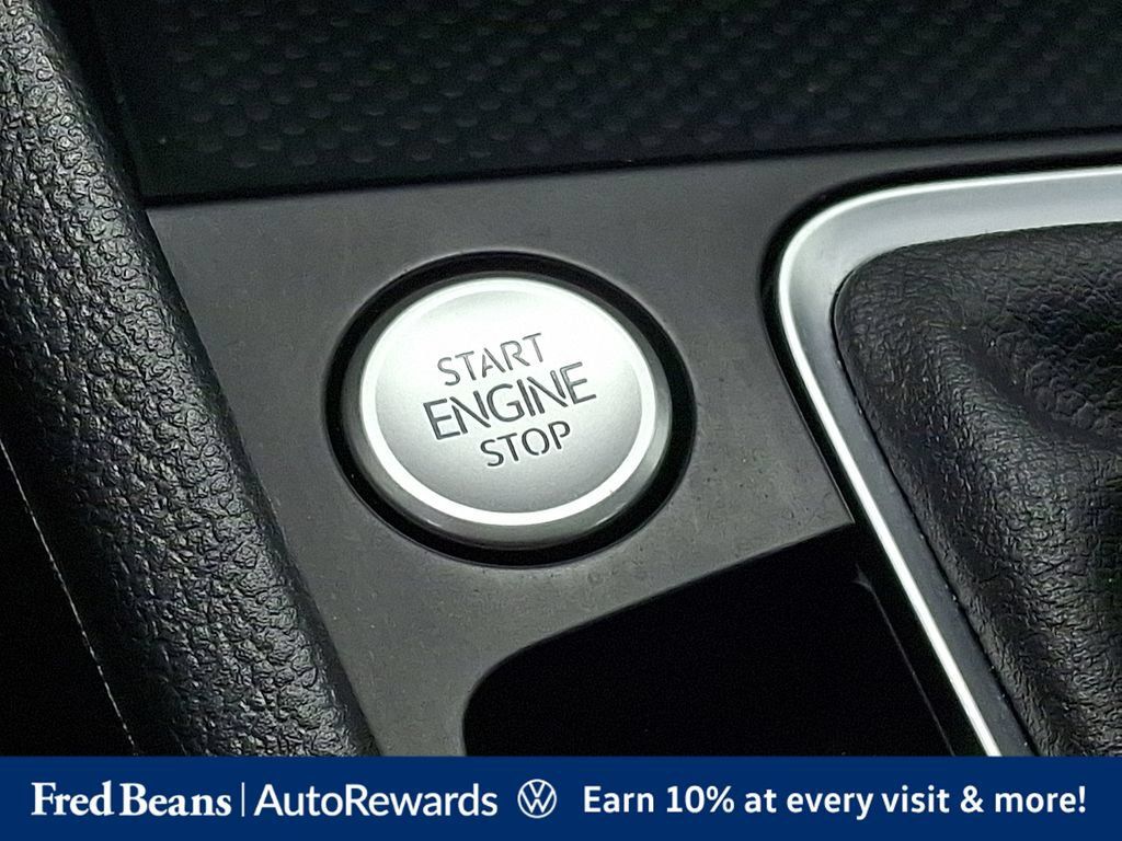 Certified 2024 Volkswagen Jetta SEL FWD image 28