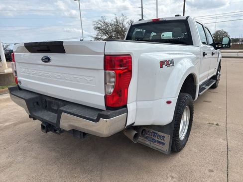 Used 2020 Ford F350 XL w/ STX Appearance Package image 7