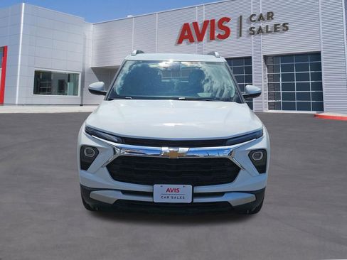 Used 2025 Chevrolet TrailBlazer LT AWD/4WD image 10