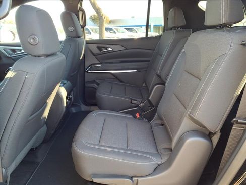 New 2026 Chevrolet Traverse LT image 15