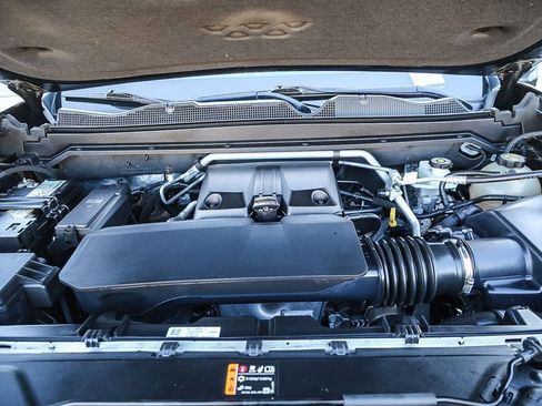 Used 2023 GMC Canyon AT4X image 29