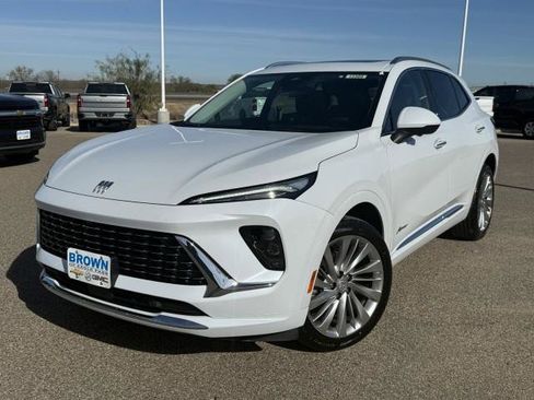 New 2026 Buick Envision Avenir image 2