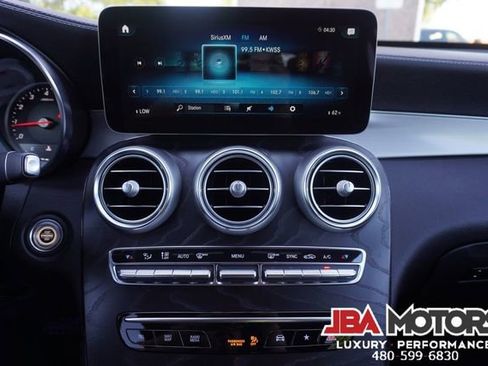 Used 2022 Mercedes-Benz GLC 300 4MATIC Coupe image 19