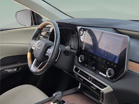 Used 2024 Lexus RX 350 Premium w/ Accessory Package (Z1) FWD image 8