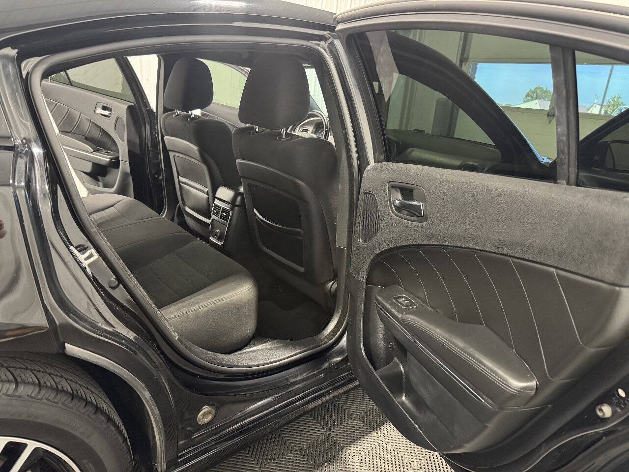 Used 2014 Dodge Charger R/T AWD/4WD image 20