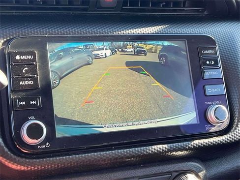 Used 2023 Nissan Kicks SV image 31