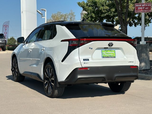 New 2027 Toyota bZ FWD image 3