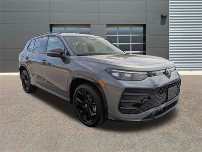 New 2025 Volkswagen Tiguan SE R-Line